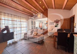 Casa adossada a Carrer BESIBERRI DEL