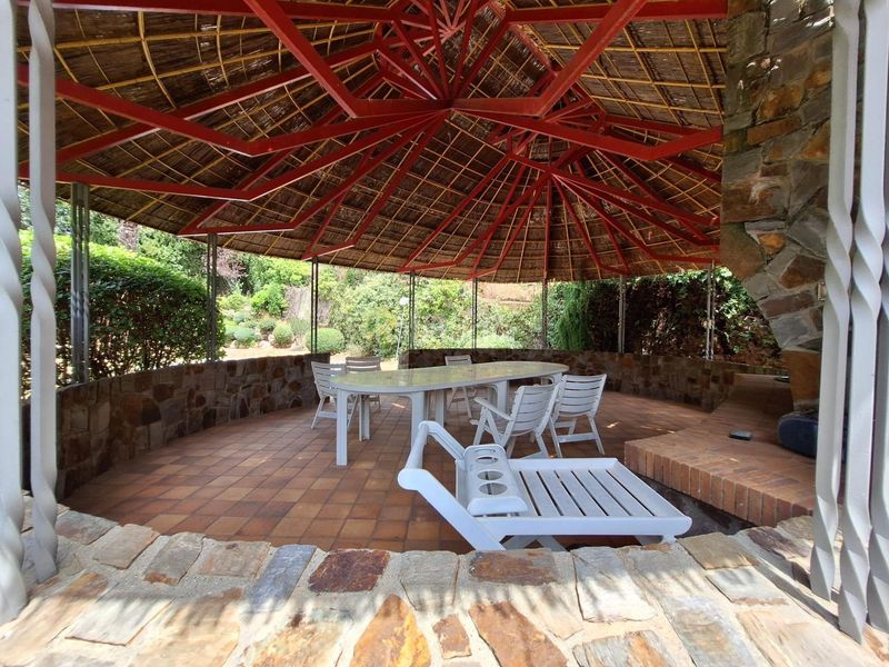 Foto 9bc6822f-56b1-43ef-9061-e0281911a467. Casa amb calefacció aparcament piscina a Airesol Castellar del Vallès