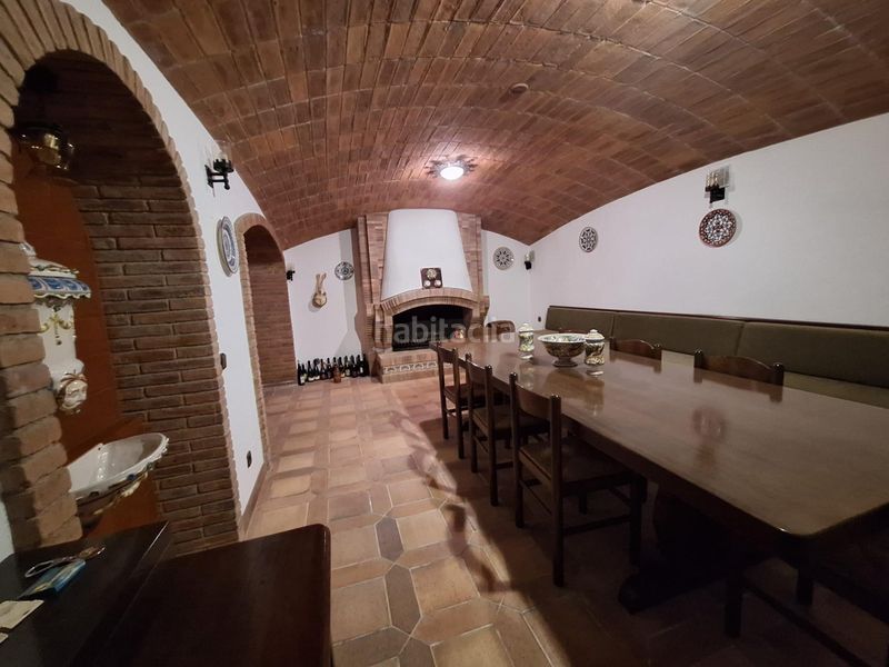 Foto ed293ba6-0dba-4974-8a60-14274d8c2cbf. Casa amb calefacció aparcament piscina a Airesol Castellar del Vallès