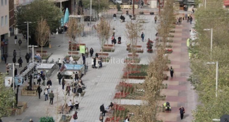 Foto fa5db112-8233-4076-9f5a-3ee4cd86025d. Pis amb calefacció aparcament a Gràcia Sabadell