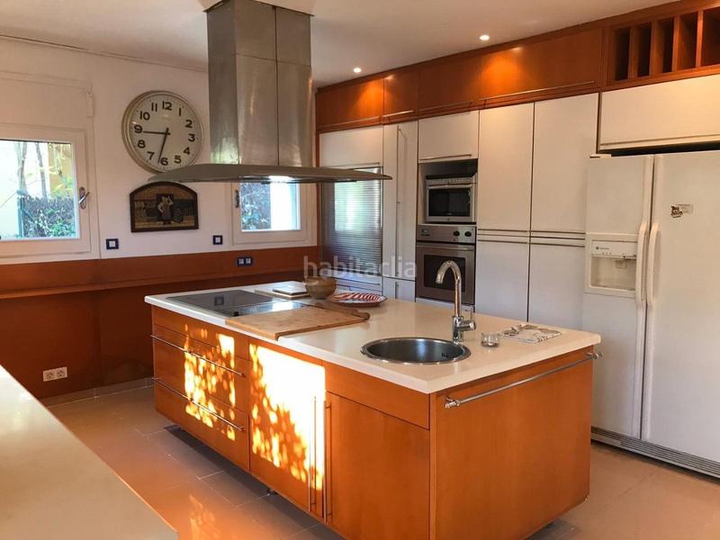 Foto 63698353-01ed-4c7d-9ac0-7773935ca29a. Casa con riscaldamento parcheggio piscina in Golf-Can Trabal Sant Cugat del Vallès