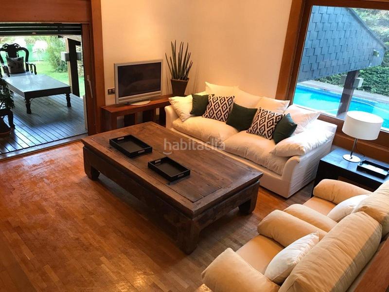 Foto 7e344f22-b880-4636-b1b1-7f49c16d3052. Casa con riscaldamento parcheggio piscina in Golf-Can Trabal Sant Cugat del Vallès