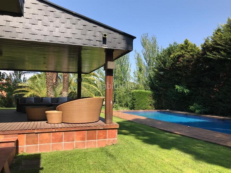 Foto 7ecf9d47-12e4-4995-ba85-6d625bd20854. Casa con riscaldamento parcheggio piscina in Golf-Can Trabal Sant Cugat del Vallès