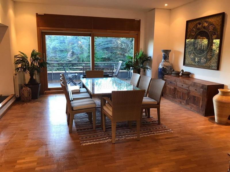 Foto ba55aad0-2bfa-41fc-a66c-8000406ad666. Casa con riscaldamento parcheggio piscina in Golf-Can Trabal Sant Cugat del Vallès