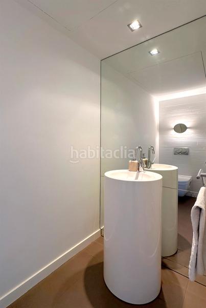 Foto 51a42efb-cb23-414d-82d4-60cec3c331b3. Chalet con camino riscaldamento parcheggio piscina in Sant Cugat del Vallès