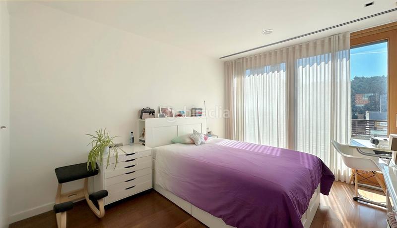 Foto a066d4e1-e6dd-42cb-848c-b64c7d392c5d. Chalet con camino riscaldamento parcheggio piscina in Sant Cugat del Vallès