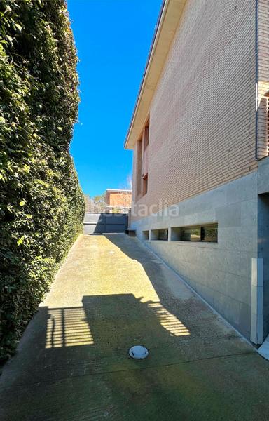 Foto d1f7a9b4-22fc-4451-a9cf-6d24c22bf1e7. Chalet con camino riscaldamento parcheggio piscina in Sant Cugat del Vallès