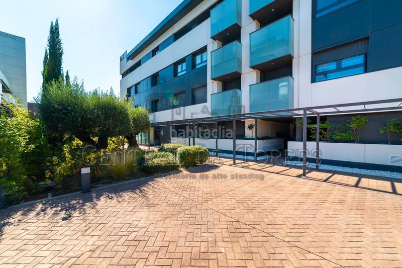 Foto f42ec4ae-7673-492b-b0b9-f931f22a9605. Rent penthouse with heating parking pool in Valdepastores-Las Encinas Boadilla del Monte