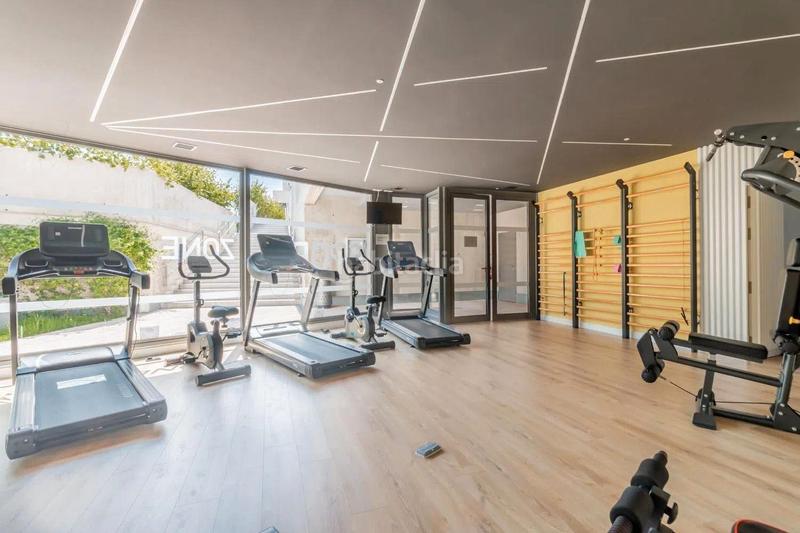 Foto be9640fe-e430-4c67-9db1-572d19652446. Rent ground floor with heating parking pool in Valenoso Boadilla del Monte