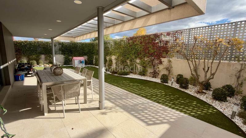 Foto c28d6e39-0d1a-4a69-8283-195c1104fd3c. Rent ground floor with heating parking pool in Valenoso Boadilla del Monte