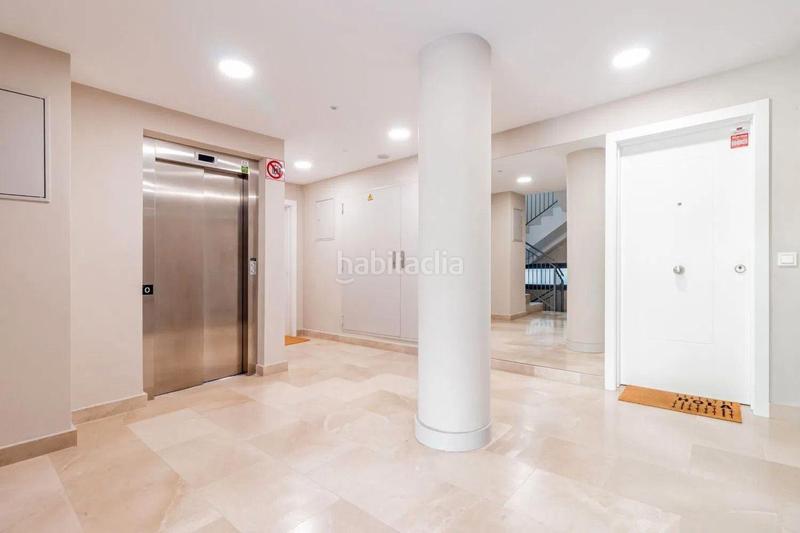 Foto 9256e509-79b9-4990-a7ab-b8050e24847c. Lloguer planta baixa amb calefacció aparcament piscina a Boadilla del Monte