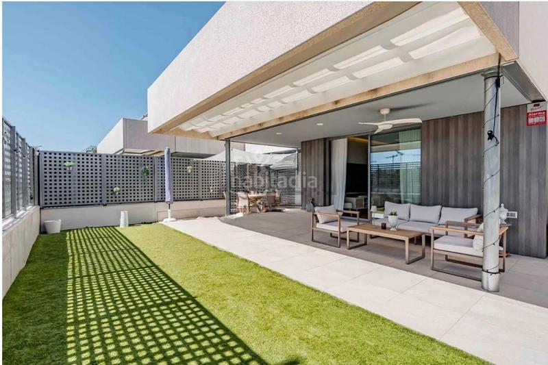 Foto c289c587-1a84-4666-a7c8-b50f8c3d2b2f. Rent ground floor with heating parking pool in Valenoso Boadilla del Monte