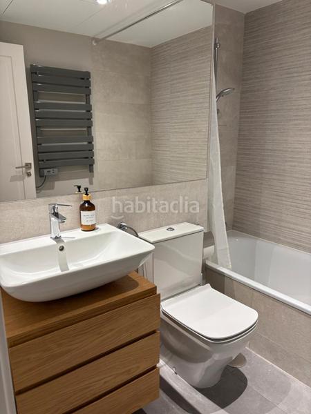 Foto ddacd0bc-5f52-4c3d-b036-071afffe03a7. Lloguer planta baixa amb calefacció aparcament piscina a Boadilla del Monte