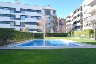 Ground floor in Turó de Can Mates. Con jardín privado