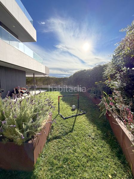 Foto 144481a1-1a23-45d1-98c1-2a3ae3068389. Lloguer planta baixa amb calefacció aparcament piscina a Boadilla del Monte