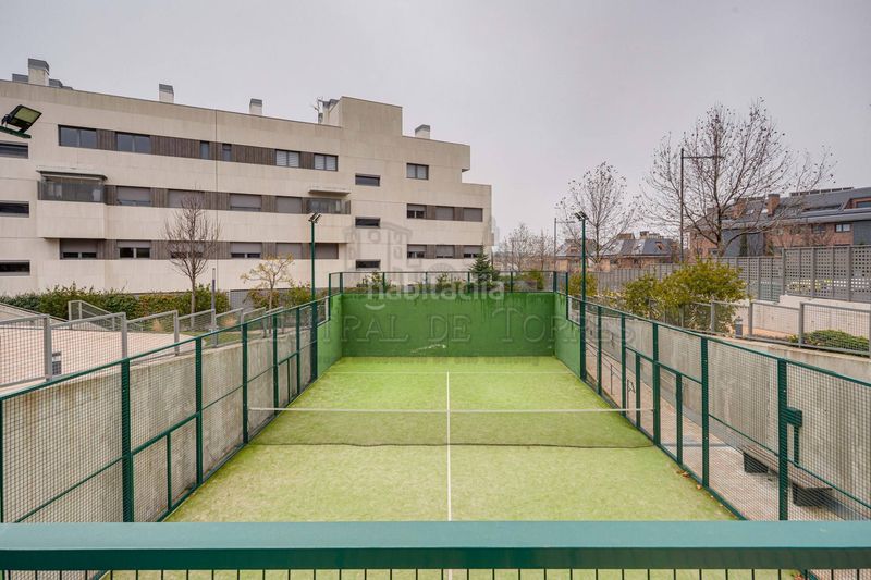 Foto 81250eea-e0f7-4bf3-9f3d-309f23e62a0d. Lloguer planta baixa amb calefacció aparcament piscina a Boadilla del Monte