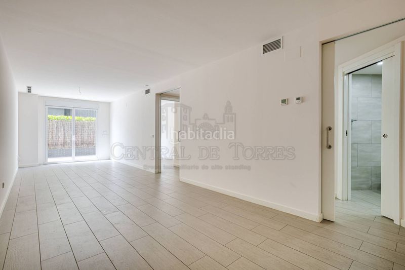 Foto 7414f926-daf9-489b-a098-548ff14a1176. Ground floor with heating parking pool in Turó de Can Mates Sant Cugat del Vallès