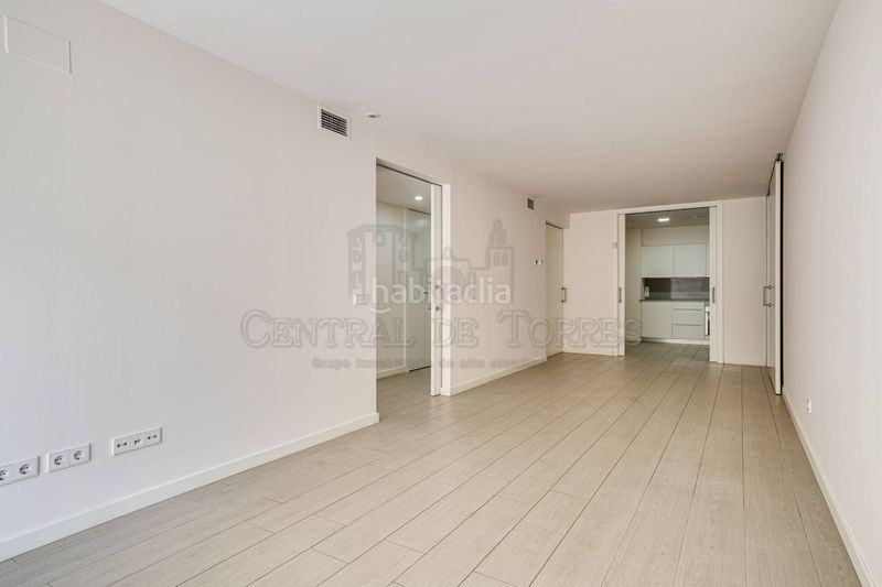 Foto b8d519df-26be-4797-951d-edf1df28fe1f. Ground floor with heating parking pool in Turó de Can Mates Sant Cugat del Vallès