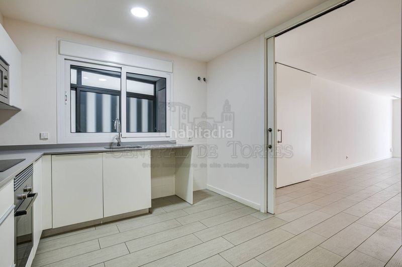 Foto e09b2963-3689-453b-9c72-9b5f5a2f00ed. Ground floor with heating parking pool in Turó de Can Mates Sant Cugat del Vallès