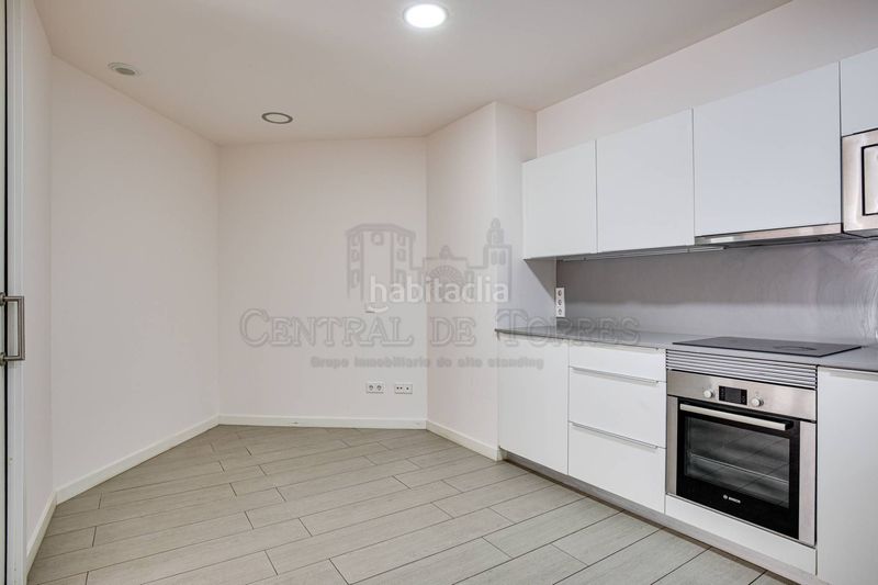 Foto e5f2dcb8-1486-4fc1-a453-bb3942a5c04d. Ground floor with heating parking pool in Turó de Can Mates Sant Cugat del Vallès