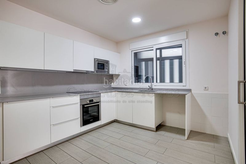 Foto f8d02623-c920-43c9-86d3-cca179d583a5. Ground floor with heating parking pool in Turó de Can Mates Sant Cugat del Vallès