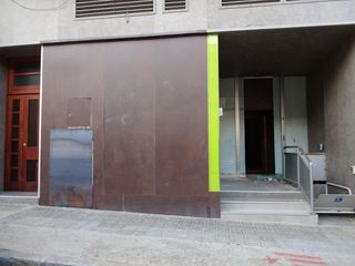 Local Comercial  Riera buscarons. Local de 179 m2 !!!!