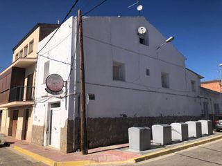 Casa a schiera  Avinguda catalunya. Casa en venta en vila-sana