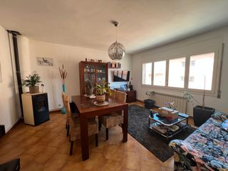 Etagenwohnung  Carrer mestre bartomeu raurell. Piso cntrico
