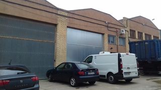 Nave industrial  Carrer pintor sert. Nave con camaras